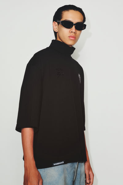 JAMIE STAINED ROLLED NECK TEE EUPHORIC BLACK