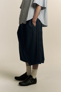 REID PLEATED SHORTS AEGEAN BLUE