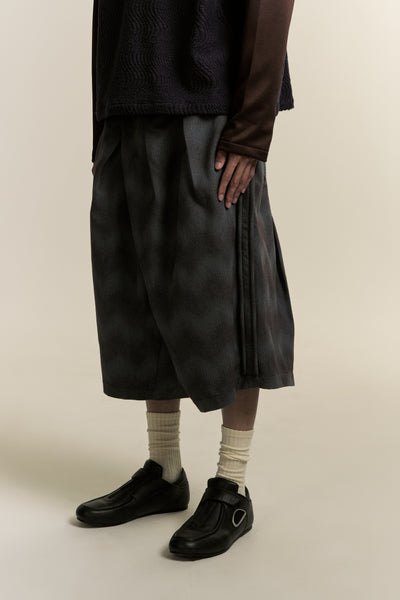 REID PLEATED SHORTS SPACE WAVE BLUE