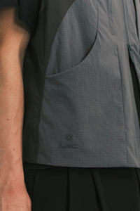 SNACK POCKET VEST SLATE GREY