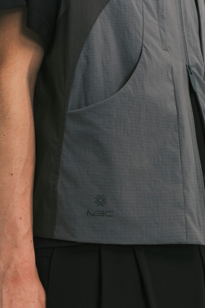 SNACK POCKET VEST SLATE GREY