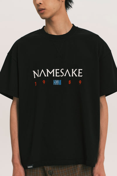 TOBI OVERSIZED 1989 TEE EUPHORIC BLACK