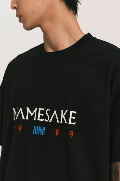 TOBI OVERSIZED 1989 TEE EUPHORIC BLACK
