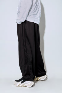 Lamar Carrot Wide Trouser Euphoric Black